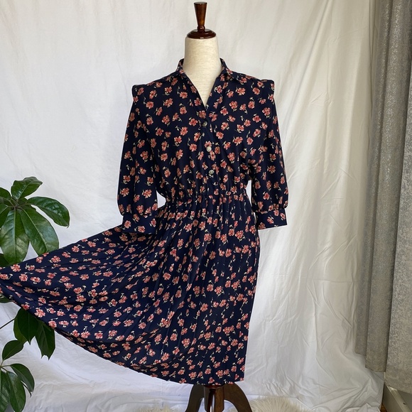 Vintage 3/4 Sleeve Midi Dress w/ Elastic Waist - Picture 1 of 10